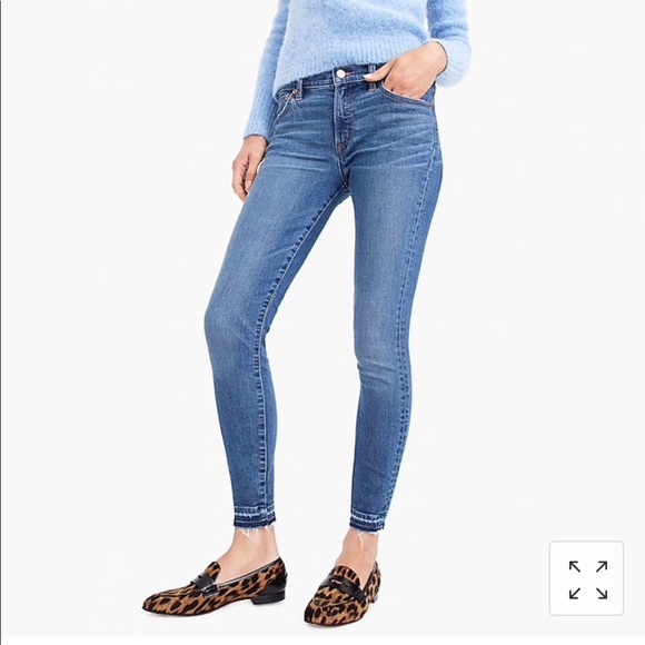 J.Crew 8” Toothpick Blue Jean with Let-Down Hem size 25 - Picture 1 of 9